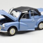 Morris Minor Kabrió Kék Minichamps 1:18 - image 2 of 8