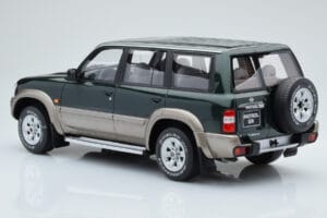 Nissan Patrol GR Y61 Zöld Otto 1:18 OT433 Gyanta – 4. kép a 5-ből