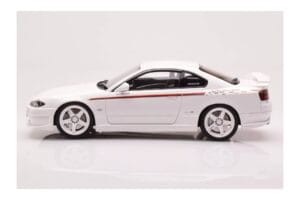 Nissan Silvia S15 Spec-R Nismo Aero Fehér Otto 1:18 OT1035 Gyanta – 3. kép a 6-ből