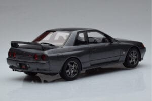 Nissan Skyline GT-R BNR32 Nismo Szürke Otto 1:18 OT411 Gyanta – 2. kép a 6-ből