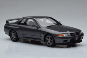 Nissan Skyline GT-R BNR32 Nismo Szürke Otto 1:18 OT411 Gyanta – 4. kép a 6-ből