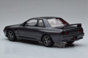 Nissan Skyline GT-R BNR32 Nismo Szürke Otto 1:18 OT411 Gyanta – 5. kép a 6-ből