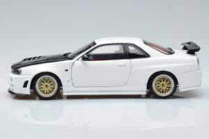 Nissan Skyline GT-R R34 Nismo Z-Tune Fehér MotorHelix 1:18 M83407 Fém – 5. kép a 11-ből