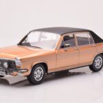 Opel Diplomat B Bézs Metál MCG 1:18