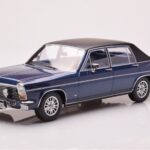 Opel Diplomat B Sötétkék Metál MCG 1:18