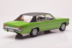 Opel Diplomat B Zöld Metál MCG 1:18 MCG18337 Fém – 2. kép a 6-ből