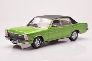 Opel Diplomat B Zöld Metál MCG 1:18 MCG18337