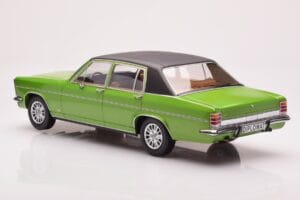 Opel Diplomat B Zöld Metál MCG 1:18 MCG18337 Fém – 5. kép a 6-ből