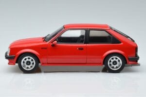 Opel Kadett D GTE Piros MCG 1:18 MCG18269 Fém – 3. kép a 6-ből