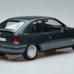 Opel Kadett E GSi Kék Metál Norev 1:18 183614 Fém - image 2 of 6