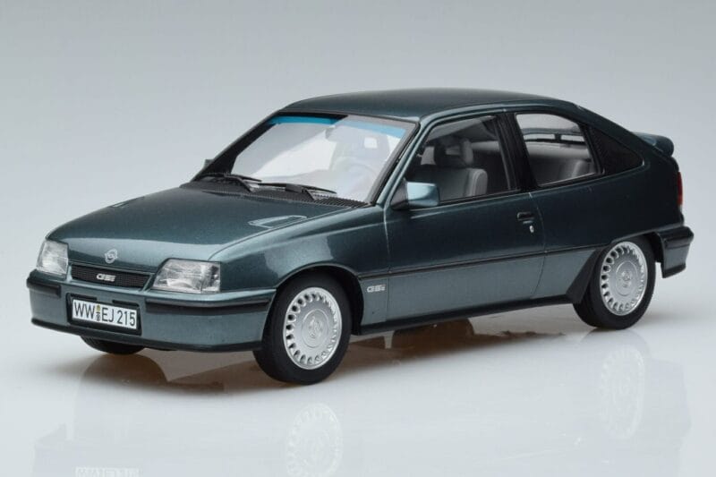 Opel Kadett E GSi Kék Metál Norev 1:18 183614 Fém