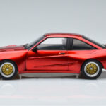 Opel Manta B Mattig Piros MCG 1:18 - image 3 of 6