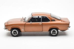 Opel Manta A Bronz Metallic Norev 1:18 183624 Fém – 4. kép a 8-ből