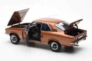 Opel Manta A Bronz Metallic Norev 1:18 183624 Fém – 5. kép a 8-ből