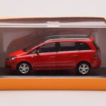 Opel Zafira B OPC Piros Minichamps 1:43 - image 4 of 4