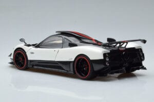 Pagani Zonda Cinque Fehér Benny Almost Real 1:18 850601001 Fém – 7. kép a 12-ből