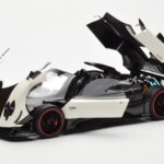 Pagani Zonda Cinque Roadster Fehér Benny Almost Real 1:18 - image 2 of 8