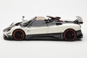 Pagani Zonda Cinque Roadster Fehér Benny Almost Real 1:18 850611001 Fém – 4. kép a 8-ből