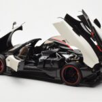 Pagani Zonda Cinque Roadster Fehér Benny Almost Real 1:18 - image 5 of 8