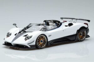 Pagani Zonda HP Barchetta Carbon Fiber Fehér LCD 1:18 LCD18009 WH Fém