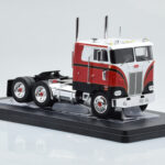 Peterbilt 352 Pacemaker Piros Fehér IXO 1:43 - image 3 of 4