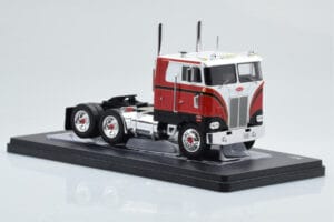 Peterbilt 352 Pacemaker Piros Fehér IXO 1:43 TR097 Fém – 3. kép a 4-ből