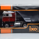Peterbilt 352 Pacemaker Piros Fehér IXO 1:43 - image 4 of 4