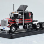 Peterbilt 359 Fekete Piros IXO 1:43