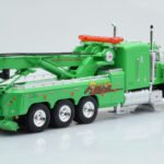 Peterbilt 359 Wrecker Road Service Zöld IXO 1:43 - image 2 of 5