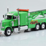 Peterbilt 359 Wrecker Road Service Zöld IXO 1:43