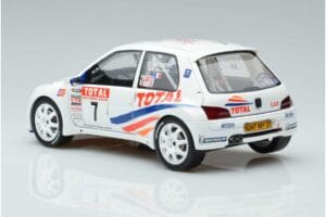 Peugeot 106 Maxi Rally D'Antibes 2000 Otto 1:18 OT947 Gyanta – 5. kép a 6-ből