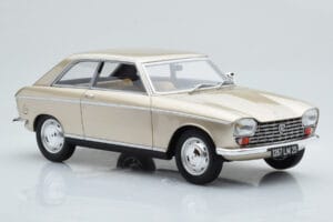 Peugeot 204 Coupe Bézs Otto 1:18 OT1024 Gyanta – 4. kép a 6-ből