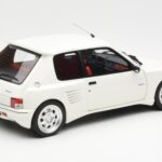 Peugeot 205 Dimma Fehér Otto 1:18 OT681 - image 2 of 6