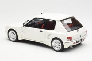 Peugeot 205 Dimma Fehér Otto 1:18 OT681 Gyanta – 5. kép a 6-ből
