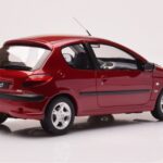 Peugeot 206 S16 Piros Otto 1:18 - image 2 of 6
