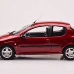 Peugeot 206 S16 Piros Otto 1:18 - image 3 of 6