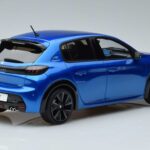 Peugeot 208 GT Line Kék Otto 1:18 OT392 Gyanta - image 2 of 6