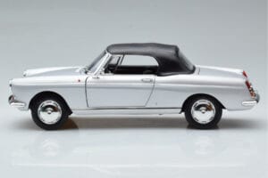 Peugeot 404 Kabrió Ezüst Norev 1:18 184835 Fém – 4. kép a 8-ből