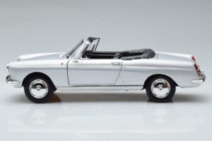 Peugeot 404 Kabrió Ezüst Norev 1:18 184835 Fém – 5. kép a 8-ből