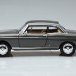 Peugeot 404 Coupe Graphite Szürke Norev 1:18 - image 4 of 7