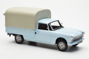 Peugeot 404 Pickup Bache Pasztellkék Otto 1:18 OT1036 Gyanta – 4. kép a 6-ből