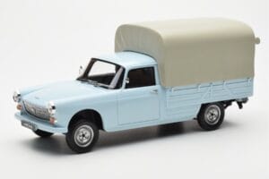 Peugeot 404 Pickup Bache Pasztellkék Otto 1:18 OT1036