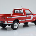 Peugeot 504 Dangel Pickup Piros Otto 1:18 - image 2 of 6