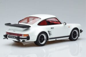 Porsche 911 930 Turbo S Grand Prix White GT Spirit 1:18 GT786 Gyanta – 2. kép a 6-ből