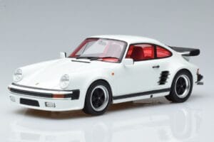 Porsche 911 930 Turbo S Grand Prix White GT Spirit 1:18 GT786 Gyanta