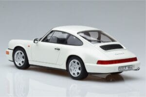 Porsche 911 964 Carrera 4 Fehér GT Spirit 1:18 GT713 Gyanta – 5. kép a 6-ből