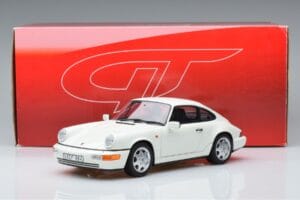 Porsche 911 964 Carrera 4 Fehér GT Spirit 1:18 GT713 Gyanta – 6. kép a 6-ből