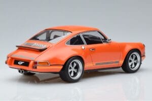 Porsche 911 964 Singer Narancssárga Különleges Kiadás GT Spirit 1:18 ZM049 Gyanta – 2. kép a 6-ből