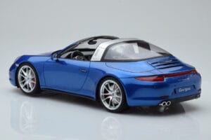 Porsche 911 991 4S Targa Kék GT Spirit 1:18 GT037 Gyanta – 4. kép a 5-ből
