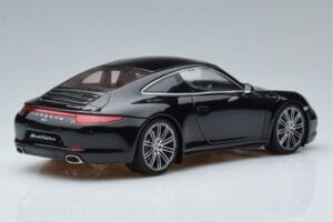 Porsche 911 991 Carrera 4 Black Edition GT Spirit 1:18 GT114 Gyanta – 2. kép a 6-ből